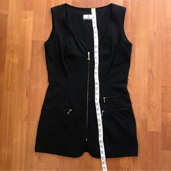 ANNE KLEIN | Vintage Black Sleeveless Top w/ Front Zipper & 3 Zipped Pockets - Picture 14 of 16